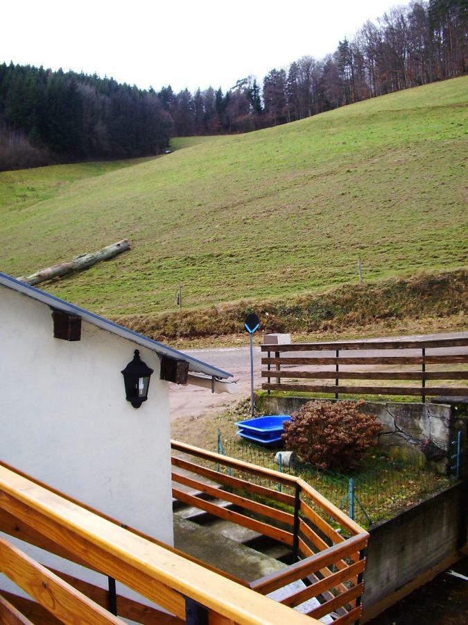 Hebergement Du Chene Freland Exterior photo